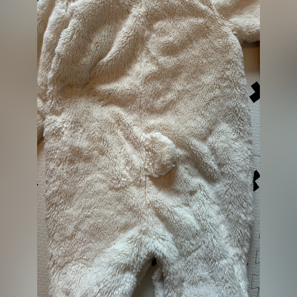 Pottery Barn Kids Polar Bear Costume 12-24 Months - Picture 8 of 8